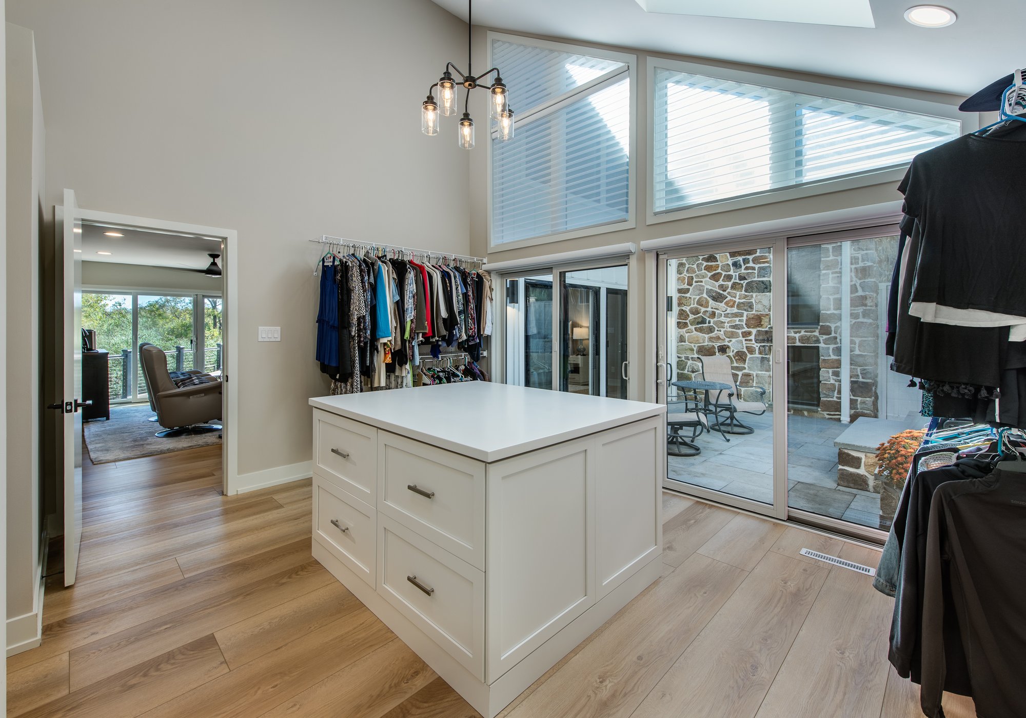 Primary Bedroom Renovation - Walk-in Closet